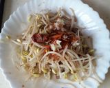Foto langkah ke 3 dari resep Kongnamul Muchin, Soybean Sprouts Side Dish.