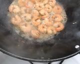Foto del paso 9 de la receta Unos macarrones, con langostinos y salsita de albahaca 🌿