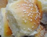 A picture of step 9 of Mini buns with mayo chicken filled.