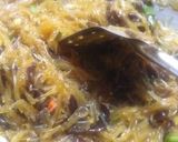 Foto langkah ke 5 dari resep Tumis Soun Jamur Kuping.