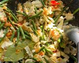 Foto langkah ke 2 dari resep Sayur santan kacang panjang dan kol.