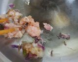 Hình bước làm 3 của món Canh rong biển, đậu non nấu tôm băm