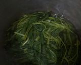 Foto langkah ke 2 dari resep Sambal Plecing Kangkung.