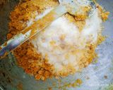 A picture of step 2 of Besan ladoo.