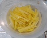 Foto langkah ke 4 dari resep Kentang Goreng Krenyes 🍟.