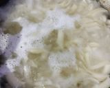 A picture of step 1 of Veg egg chicken pasta.