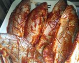 A picture of step 4 of Oven grilled croaker fish.