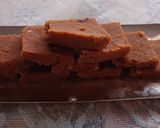 A picture of step 4 of Gond Sukhadi/Gud Papdi.