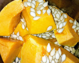 A picture of step 3 of Pumpkin and pumpkin seeds.