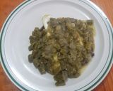 Foto del paso 3 de la receta: Huevo ranchero bañado con nopalitos en salsa verde