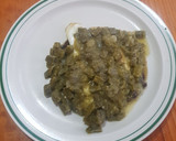 Foto del paso 3 de la receta: Huevo ranchero bañado con nopalitos en salsa verde