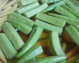 Hình bước làm 1 của món Rau củ luộc chấm các món kho