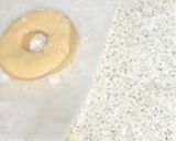 A picture of step 6 of Fluffy home made donuts.