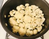 A picture of step 2 of Creamy Cauliflower Soup.