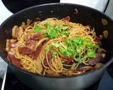Spaghetti With Chinese Sausages And Mushroom recipe step 12 photo