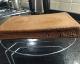 Foto del paso 4 de la receta: Budín de cacao sin azúcar
