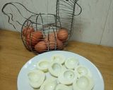 Foto del paso 4 de la receta: ✅🗣📢 Huevos rellenos de atún 🥚