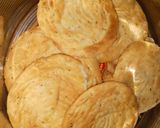 મઠરી (Mathari Recipe In Gujarati) રેસીપી સ્ટેપ3ફોટો