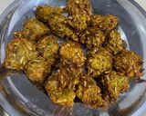 लौकी के पकौड़े (lauki ke pakode recipe in Hindi) रेसिपी चरण 3 फोटो