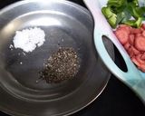 A picture of step 3 of Hot and sour soup.