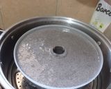 Foto langkah ke 5 dari resep Bolu Ketan Hitam Keju Lumer.