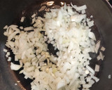 Foto del paso 2 de la receta: Merluza a la marinera