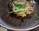 A picture of step 2 of Panchamrut Poha.
