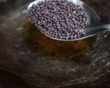 A picture of step 4 of Maharashtrian Kanda Poha.