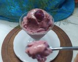 Foto del paso 3 de la receta: El Helado Más Fácil y Natural Del Mundo Sin Azúcar / Sin Huevos / Sin Lácteos / Banana y Cereza