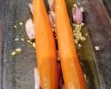 Une image de l'étape 2 de Carottes rôties au miel et son pesto de fanes.