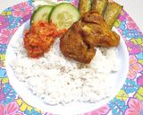 Foto langkah ke 3 dari resep Ayam Goreng Kuning + Lalapan Simple.