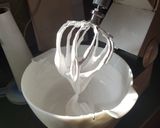 A picture of step 3 of Swiss Meringue (Skuimpies).