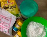 Foto langkah ke 1 dari resep Biskuit Goreng.