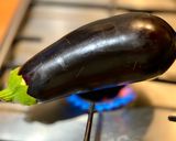 Foto del paso 1 de la receta: 🇱🇧 BABA GANOUSH (بابا غنوج, Líbano)