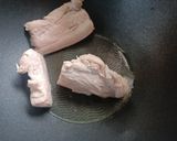 รูปขั้นตอนการทำที่ 2 ของ หมูสามชั้นตุ๋น