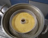 Foto langkah ke 5 dari resep Bolu pisang kukus.
