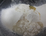 Foto del paso 3 de la receta: Cocas de panadero con anís