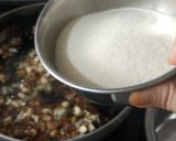 A picture of step 6 of Instant Oats Vegetable Idli.