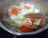 Foto del paso 5 de la receta: Sopa de fideos de arroz y salmón