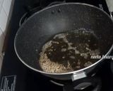 A picture of step 3 of Pizza Paratha (without onion & garlic).