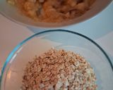 Foto del passaggio 2 della ricetta Cookies banana, fiocchi d'avena e datteri in friggitrice ad aria