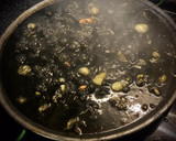 Foto del paso 6 de la receta: Arroz negro con salsa allioli