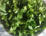 A picture of step 3 of Palak Chicken.