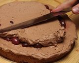 Tejszínes csokoládétorta recept fázis 6 fotója