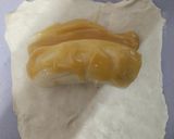Gambar langkah 4 resipi Banana Puff.