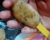 A picture of step 3 of Chicken pop stick.