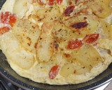 Foto del paso 8 de la receta: Tortilla de patata con queso 🧀