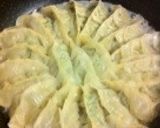 A picture of step 7 of ☆Delicious Gyoza☆.