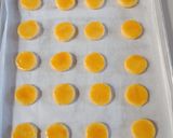 Foto langkah ke 5 dari resep Garlic Cheese Cookies.