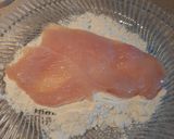 Foto del passaggio 1 della ricetta Pollo con ciliegini e scaglie